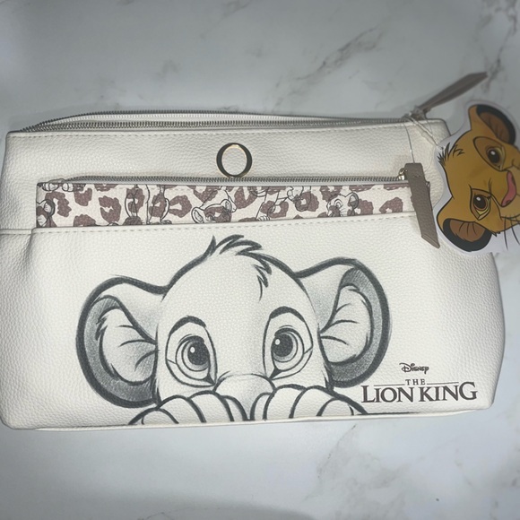 Primark Handbags - Primark Lion King initial O makeup bag